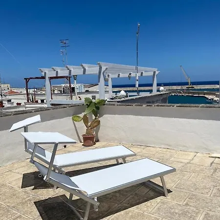 La Finestra Sul Porto Apartment Monopoli Exterior photo
